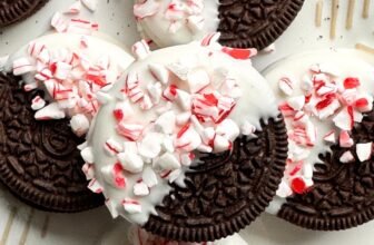 PEPPERMINT OREOS – The Southern Girl Cooks