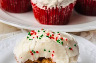 GINGERBREAD CUPCAKES – The Southern Woman Cooks