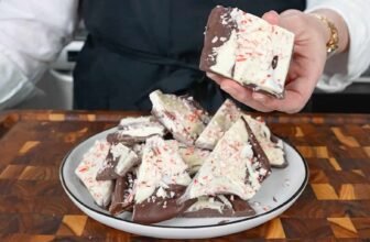 Peppermint Bark – Barefeet within the Kitchen